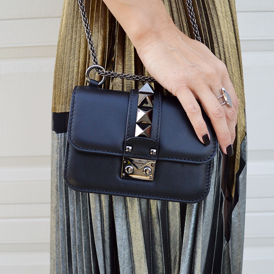 valentino rockstud noir handbag