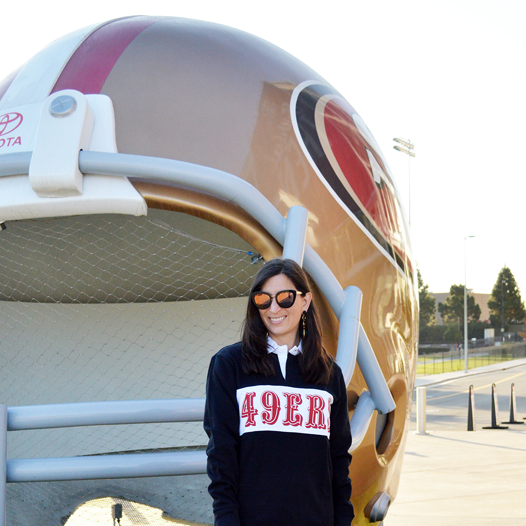 what to wear to football game