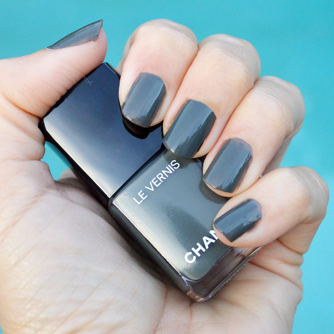 chanel winter 2018 nail polish review