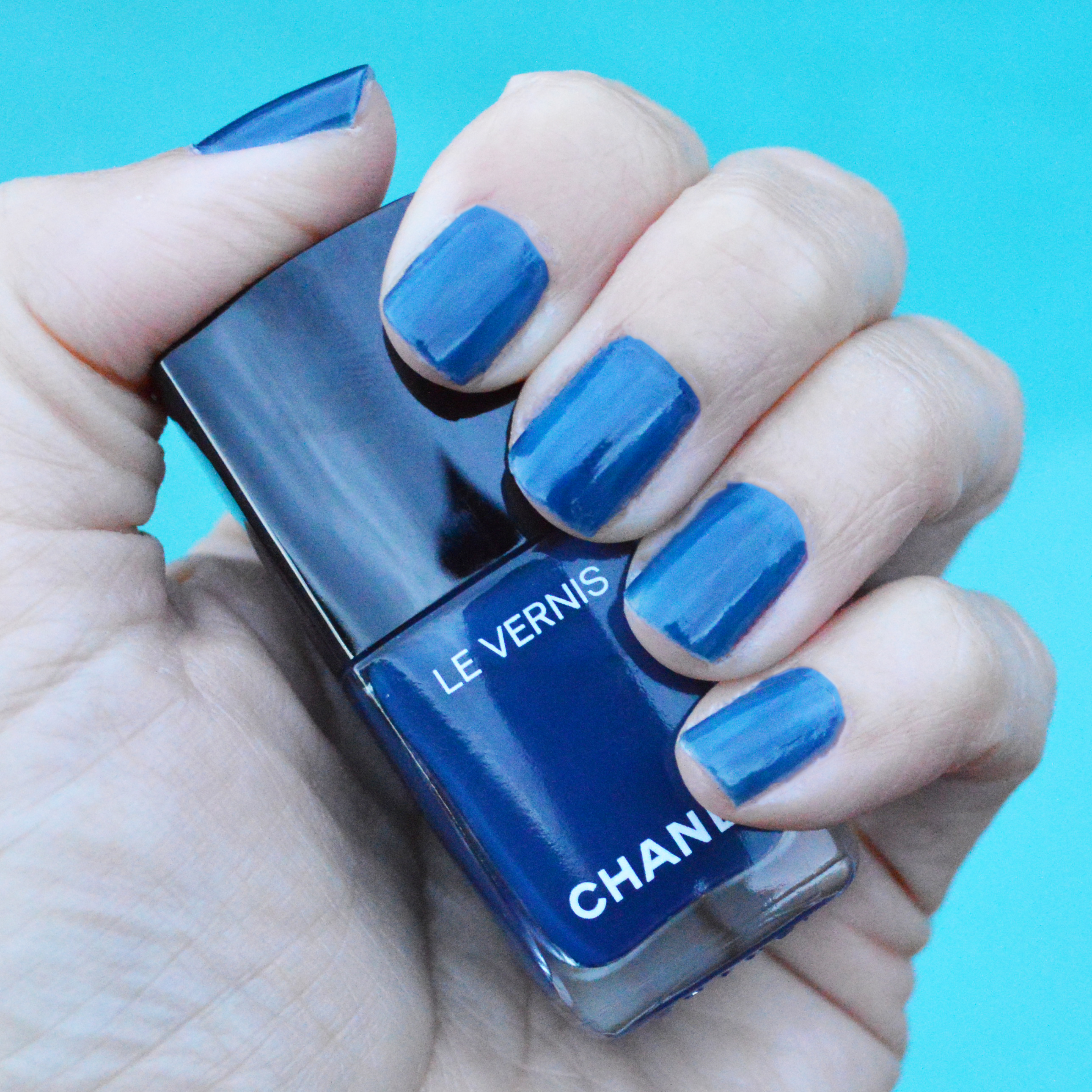 Chanel bleu trompeur nail polish spring 2018