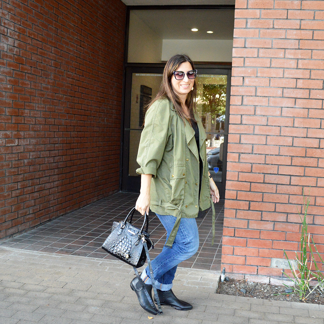 how to style flat boots