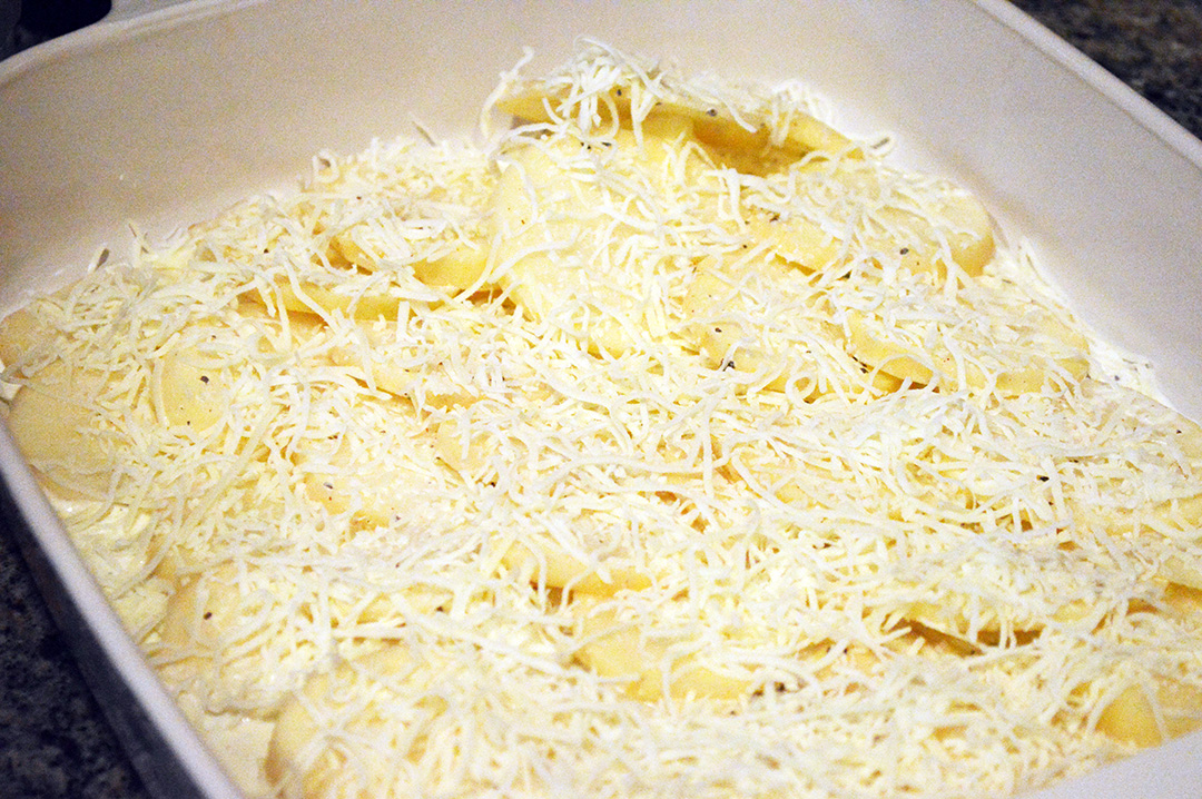 yummy potatoes au gratin recipe