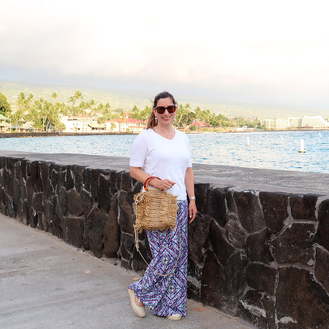 hawaii travel outfits