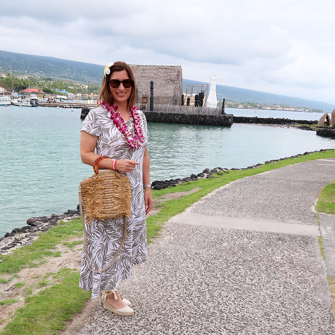 what to wear to a luau