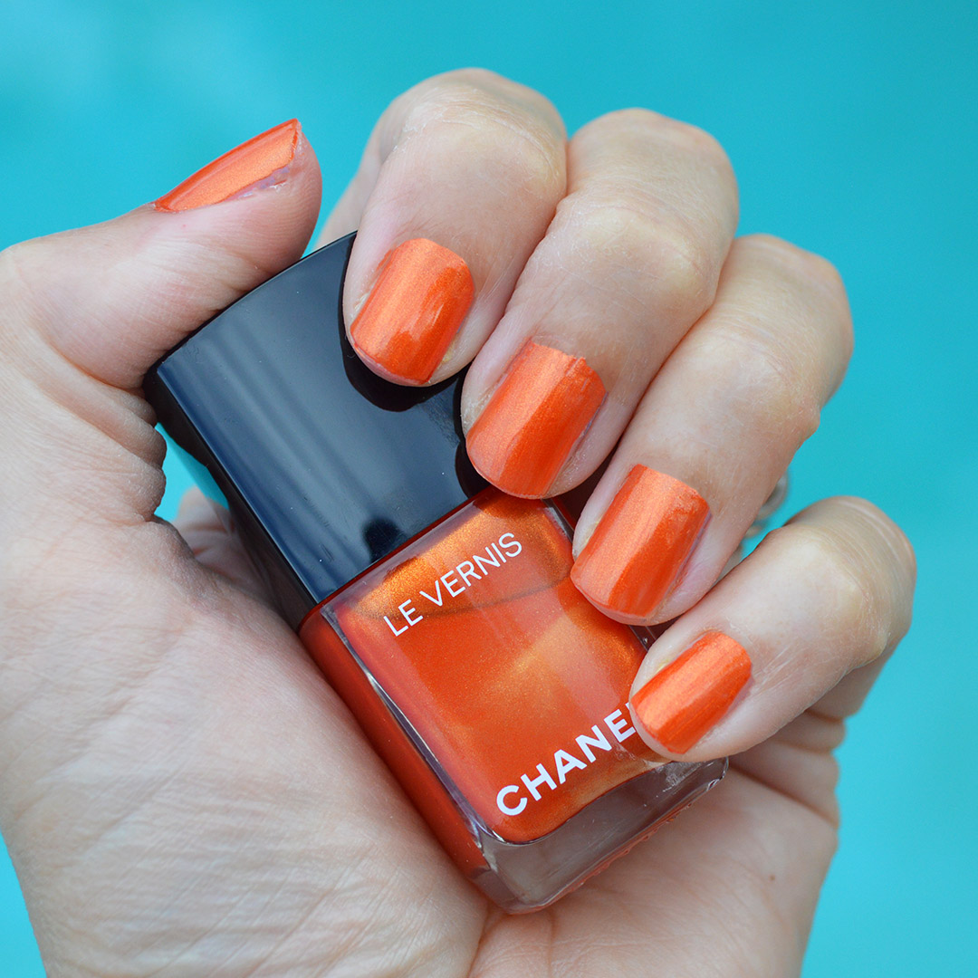 chanel radiant arancio nail polish summer 2019 review