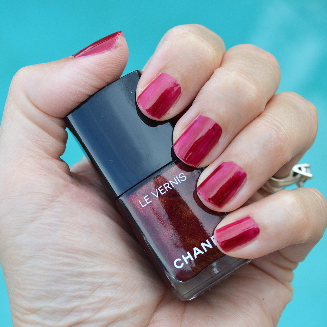 chanel radiant rouge noir nail polish summer 2019 review