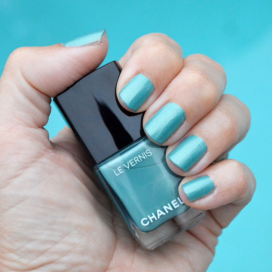 chanel radiant verde nail polish summer 2019