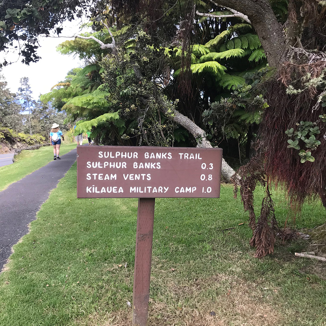 volcanoes national park hiking trails