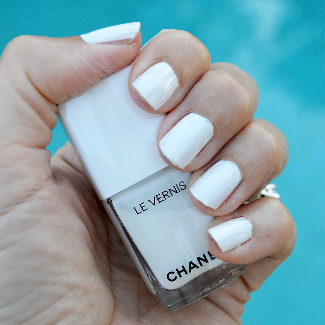 chanel pure white nail polish fall 2019