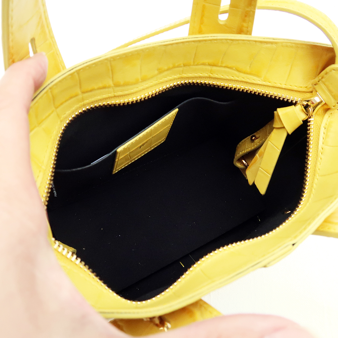 frame les second tote