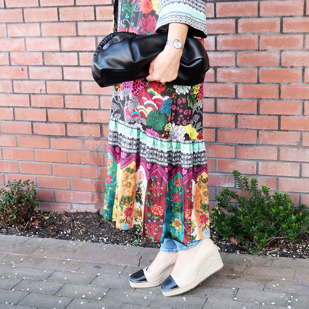 how to style daytime clutch spring