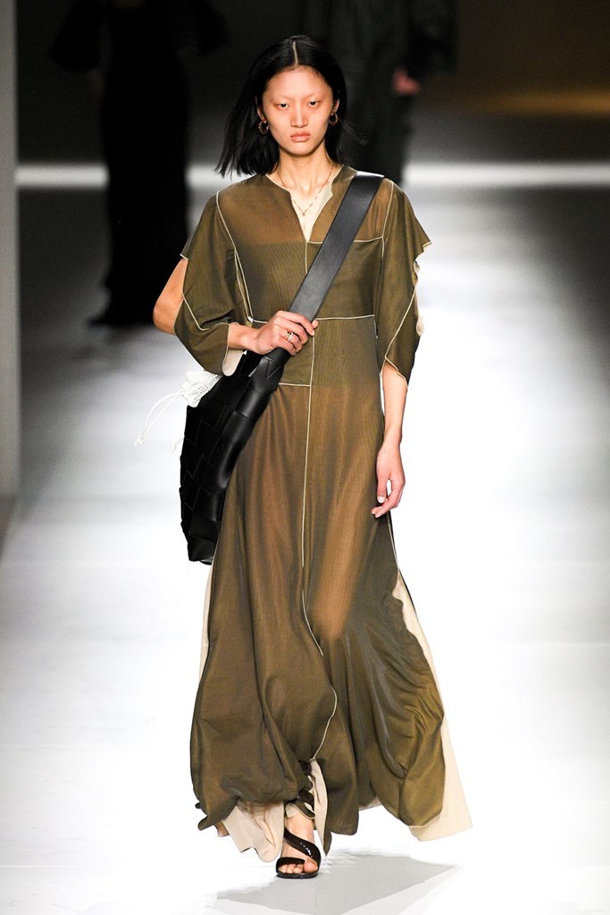 oversize bag trend
