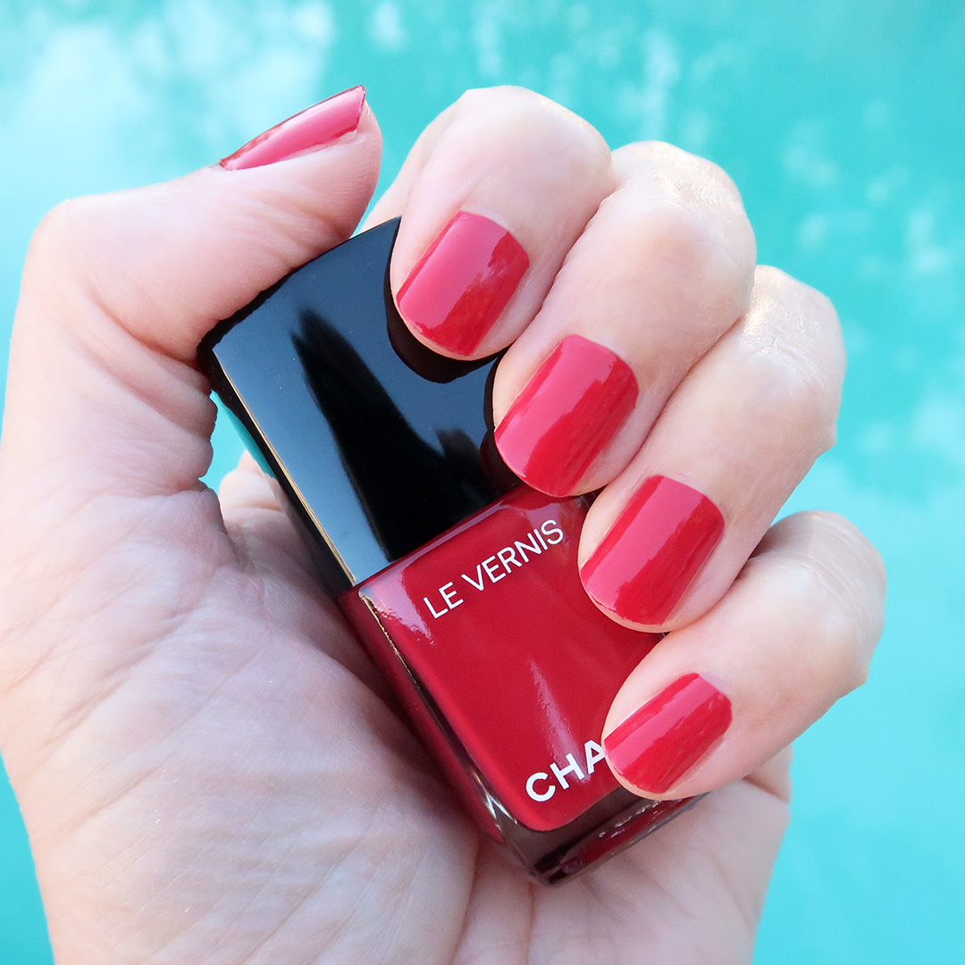 Chanel Anthurium nail polish spring 2021