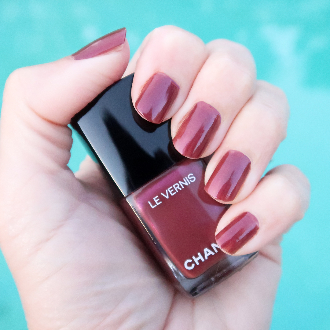 chanel perle burgundy nail polish spring 2021