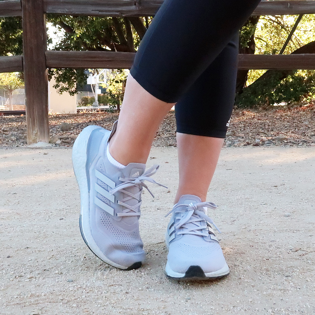 adidas ultraboost 21 running shoes review