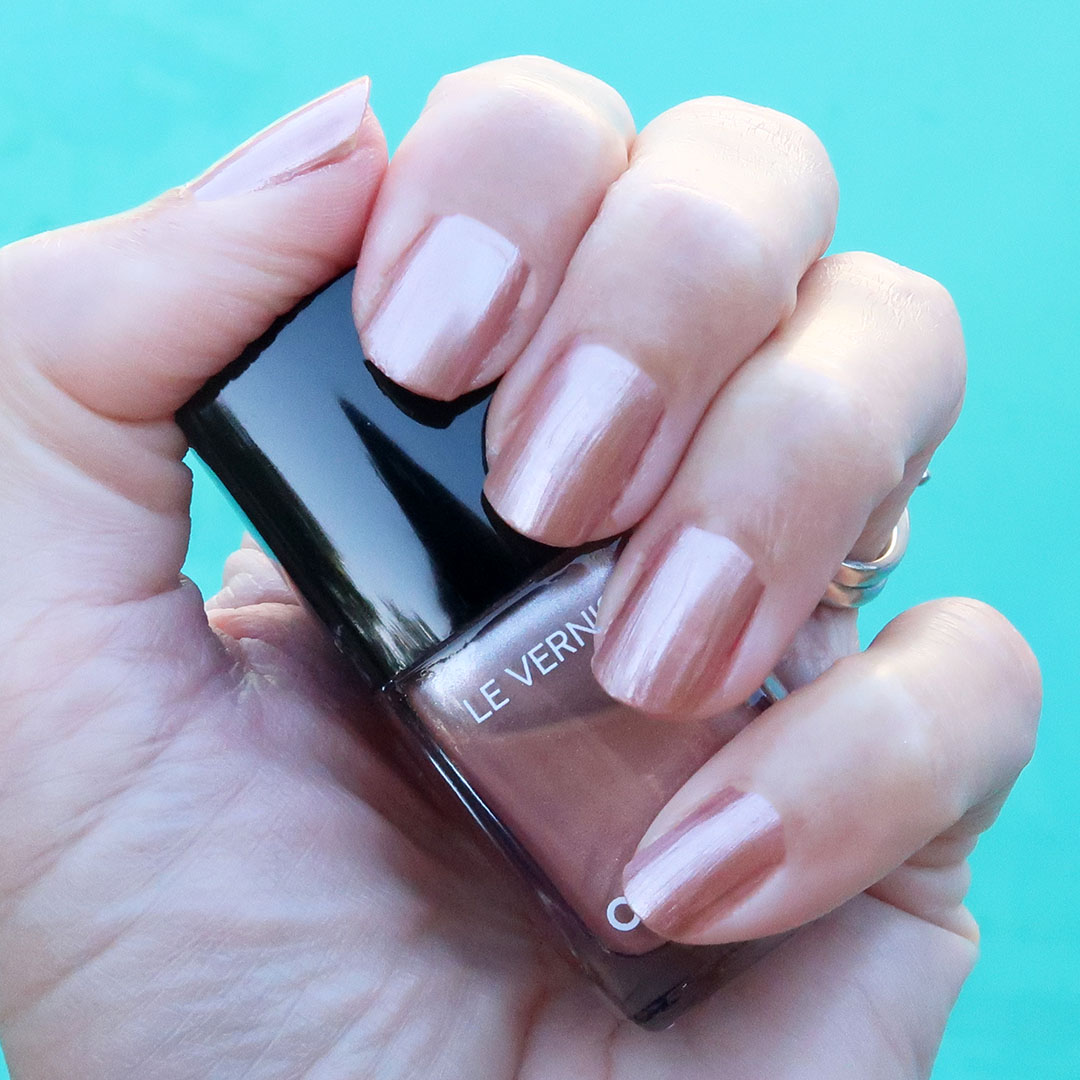 chanel summer 2021 nail polish