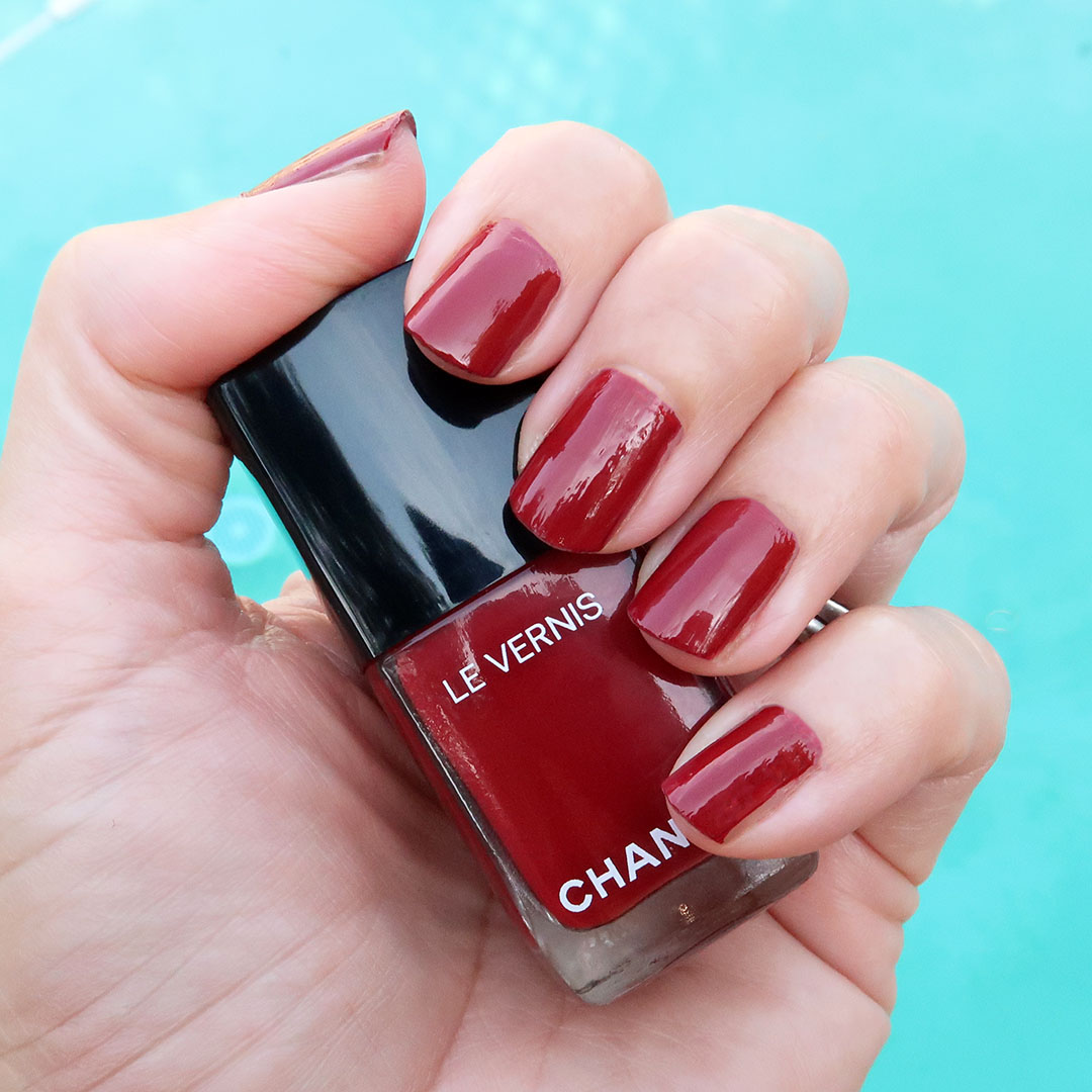 Chanel terre brulee nail polish fall 2021 chanel nail polish