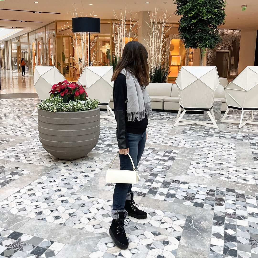over 40 fashion blogger