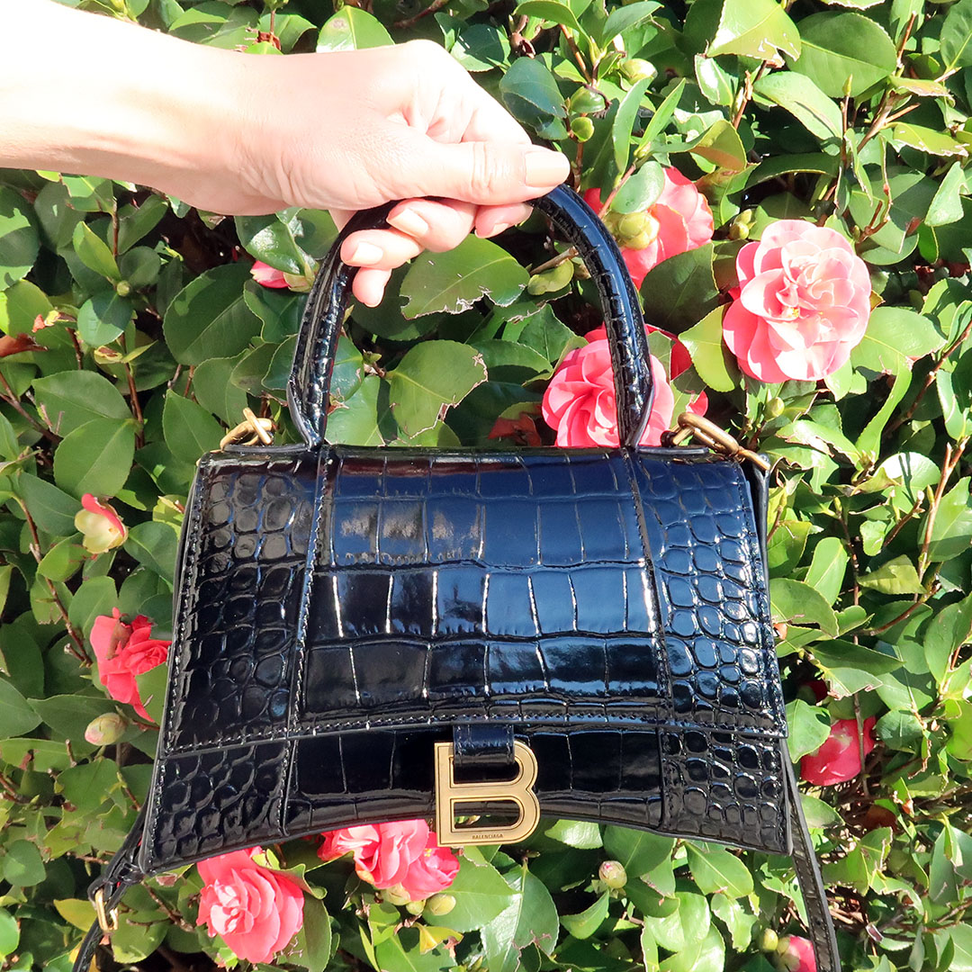 balenciaga hourglass top handle bag review