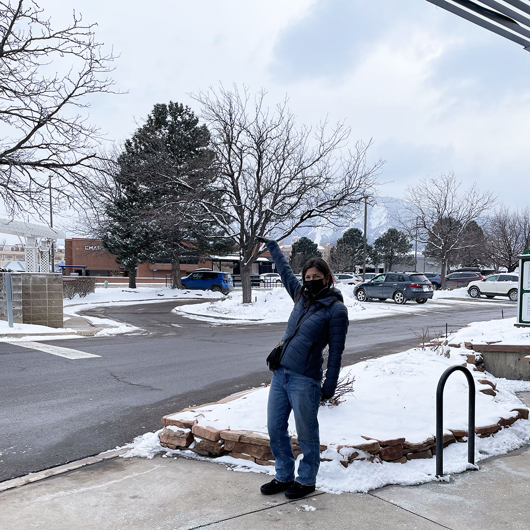how to dress for the snow