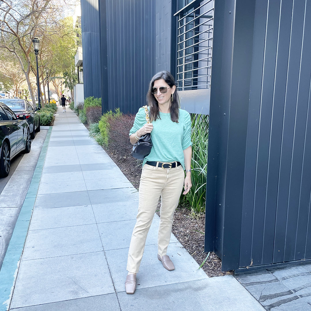 colored denim trend over 40 blogger