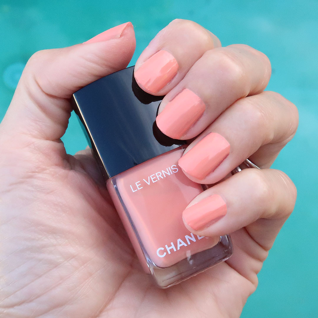 chanel pastel sand nail polish summer 2022