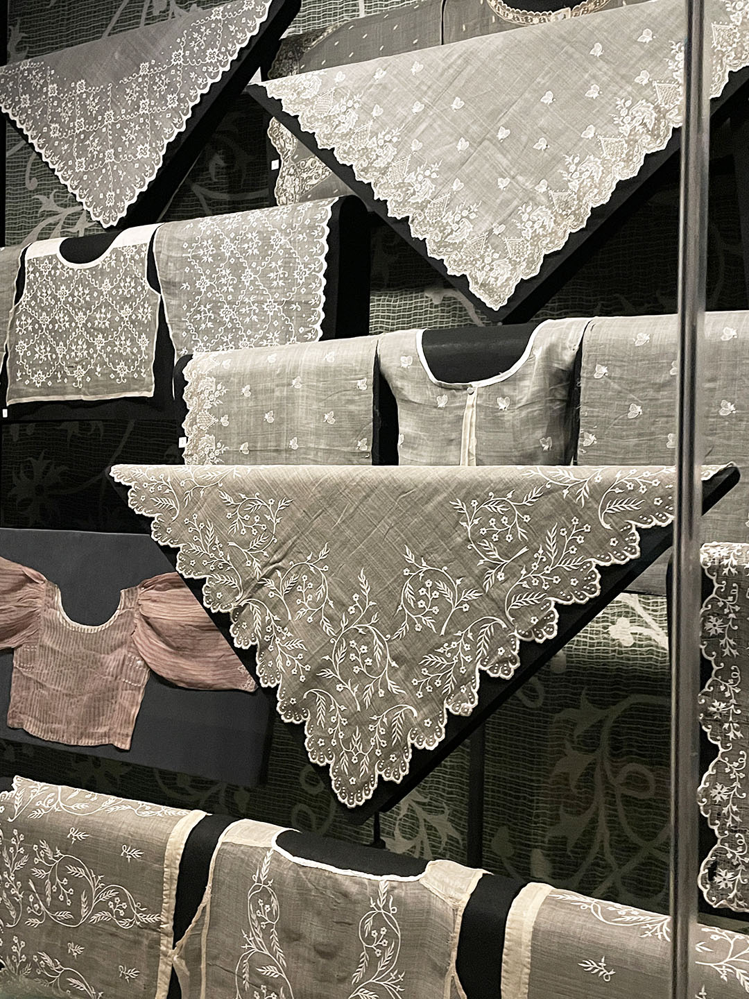 handmade lace sfo museum