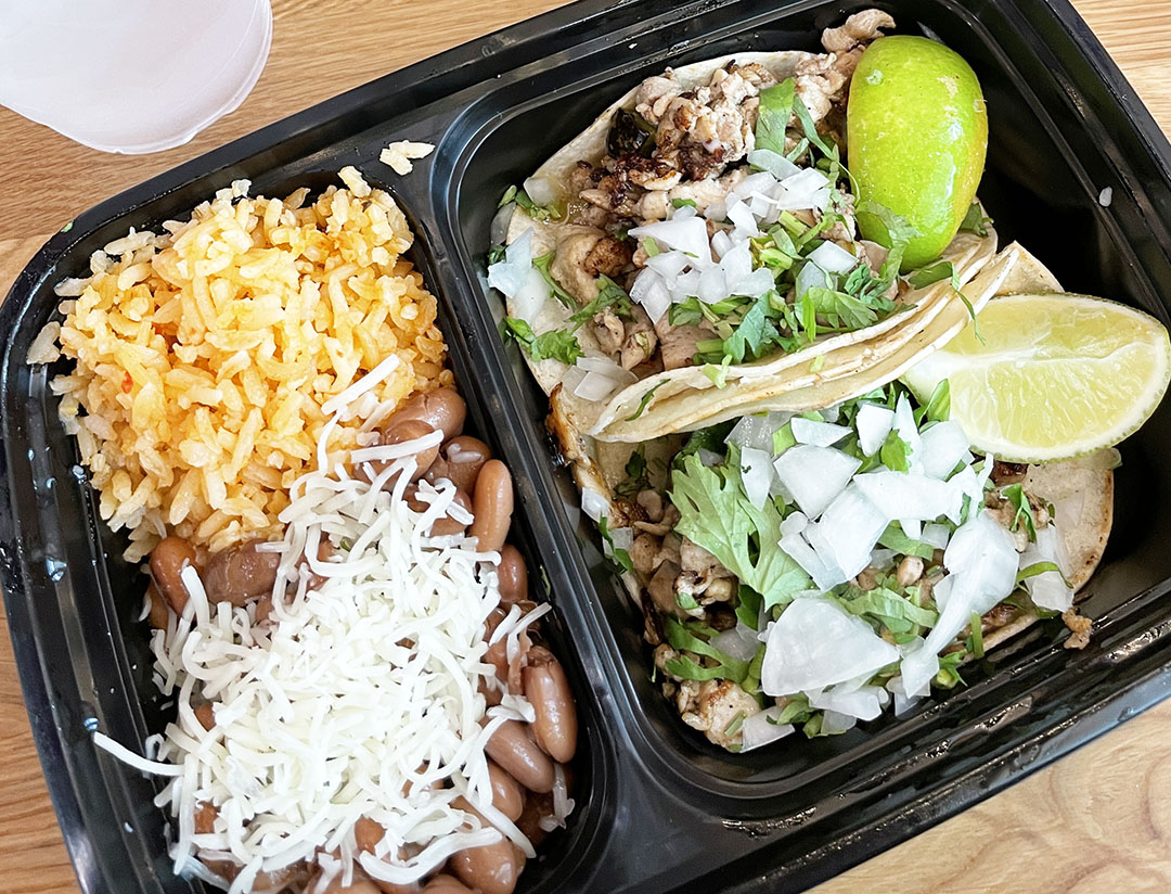 tacomania chicken taco plate