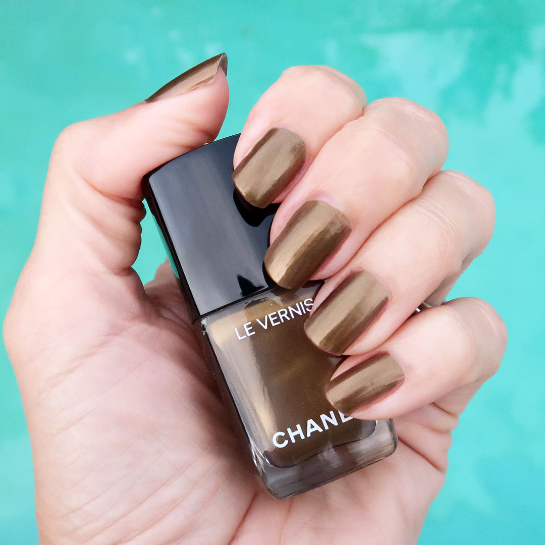 chanel clair de lune nail polish holidays 2022