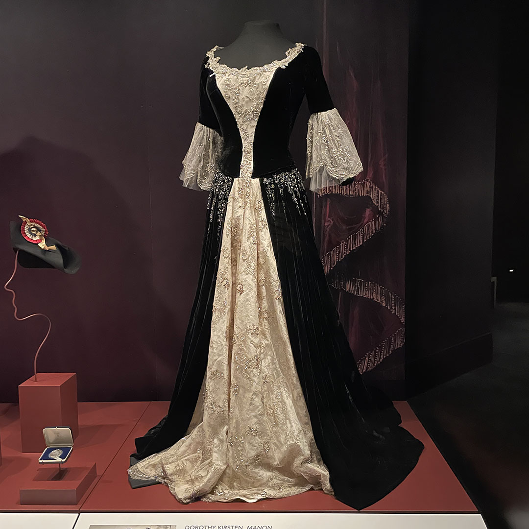 sf opera costumes sfo museum