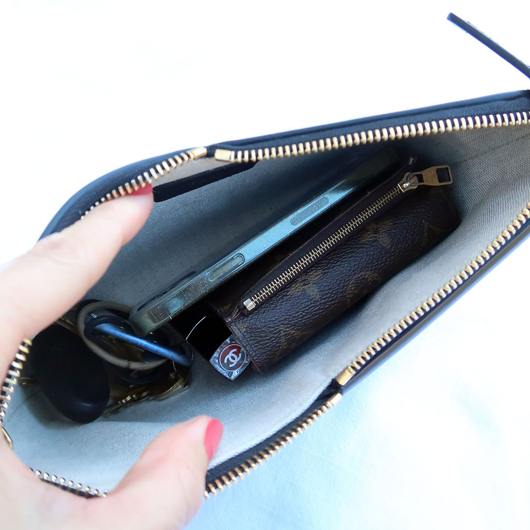 what fits inside mansur gavriel m frame baguette