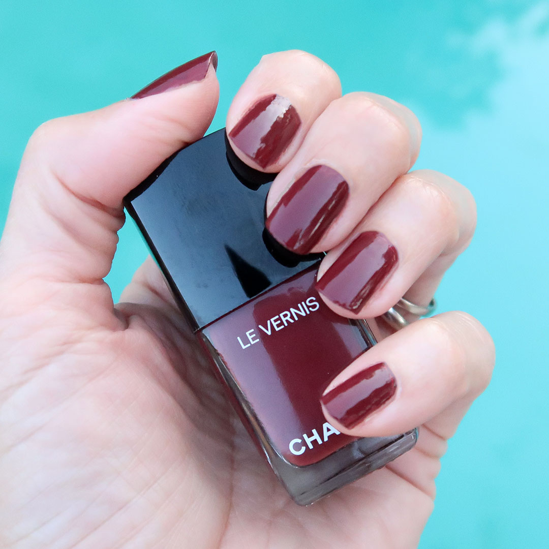 Chanel bois de iles nail polish fall 2023