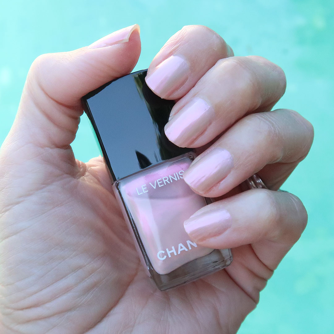 chanel songe d'ete nail polish fall 2024