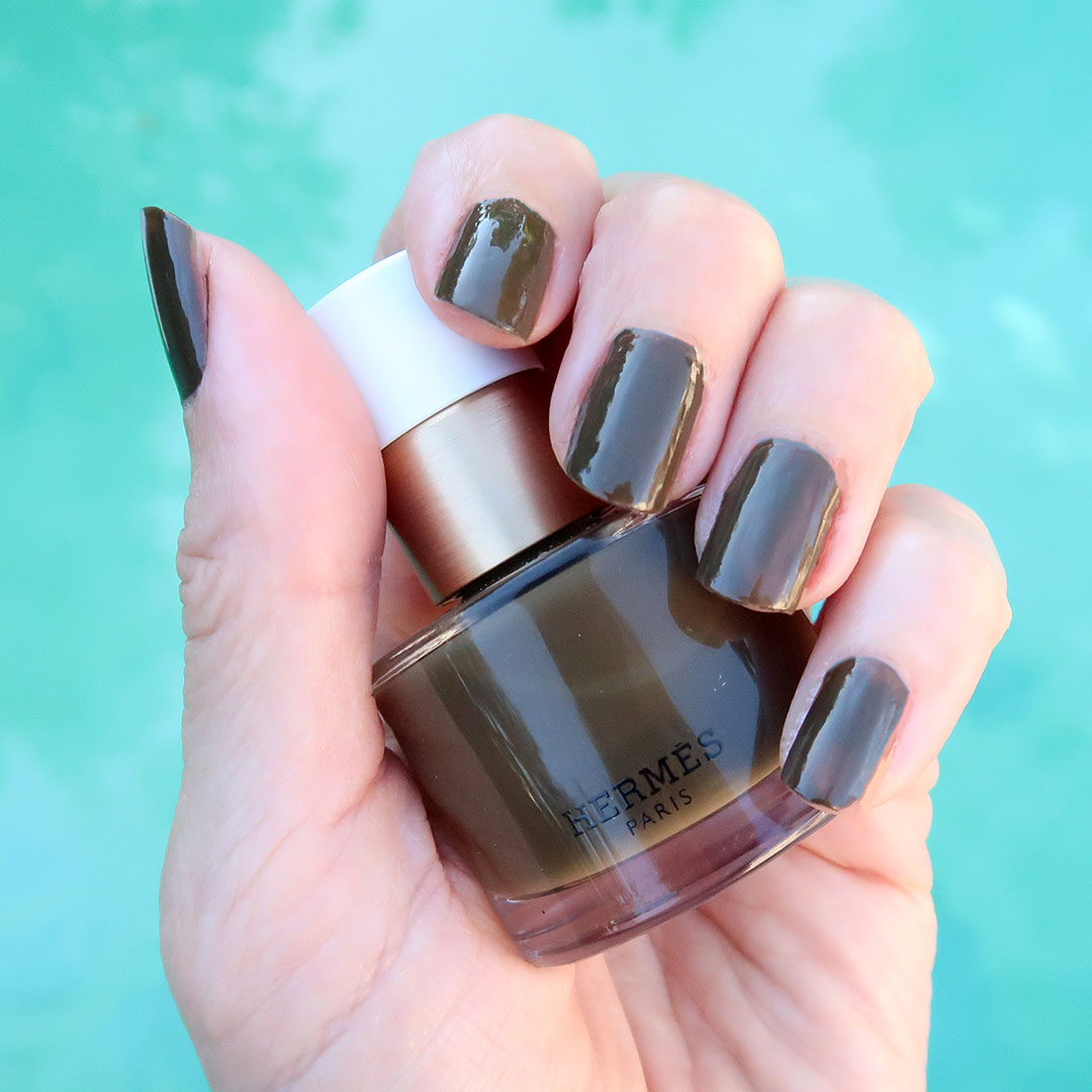 hermes vert bronze nail polish fall 2024