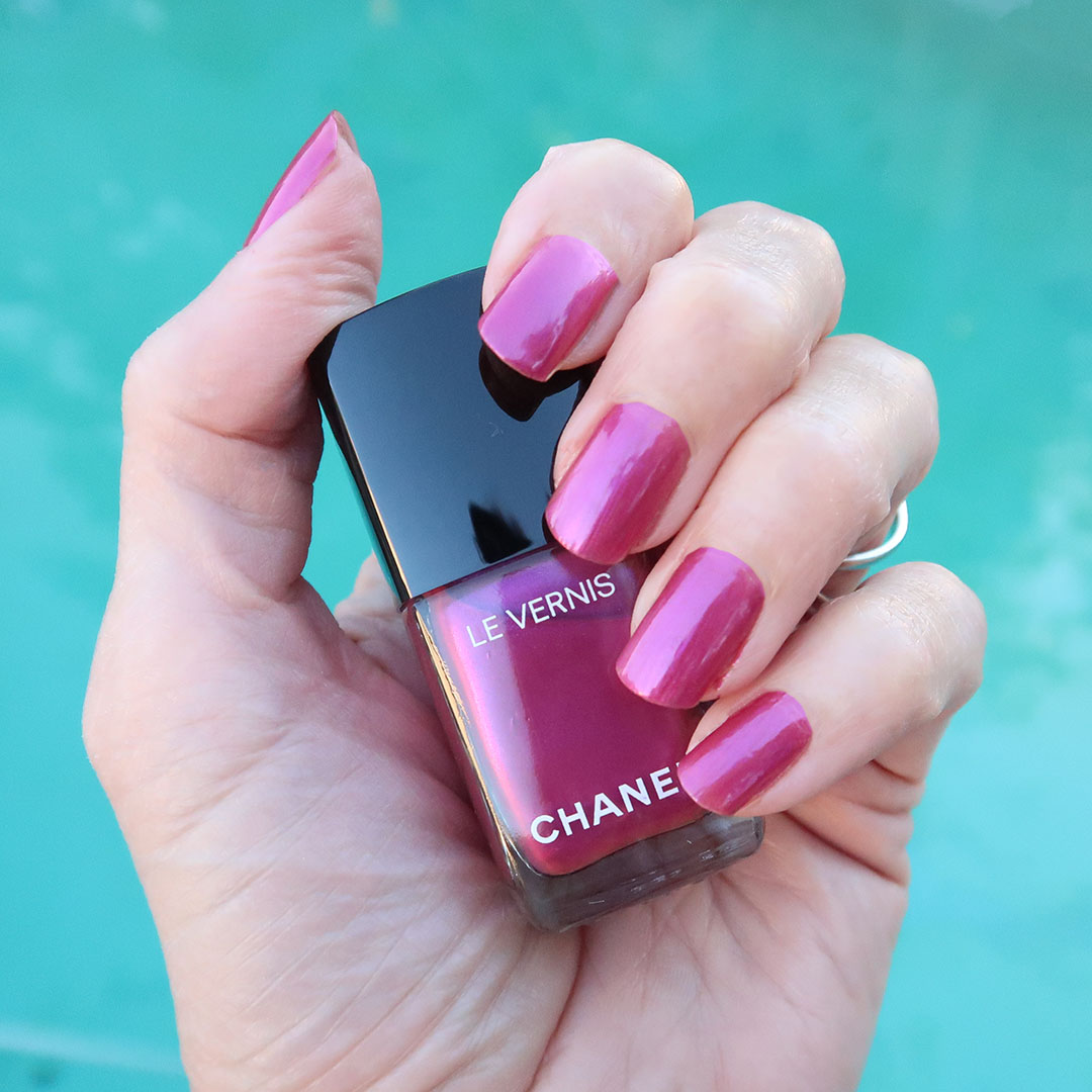 chanel charmer nail polish holidays 2024 christmas nail polish